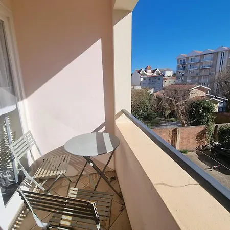 Appartement 90m With Balcony And Parking Arcachon